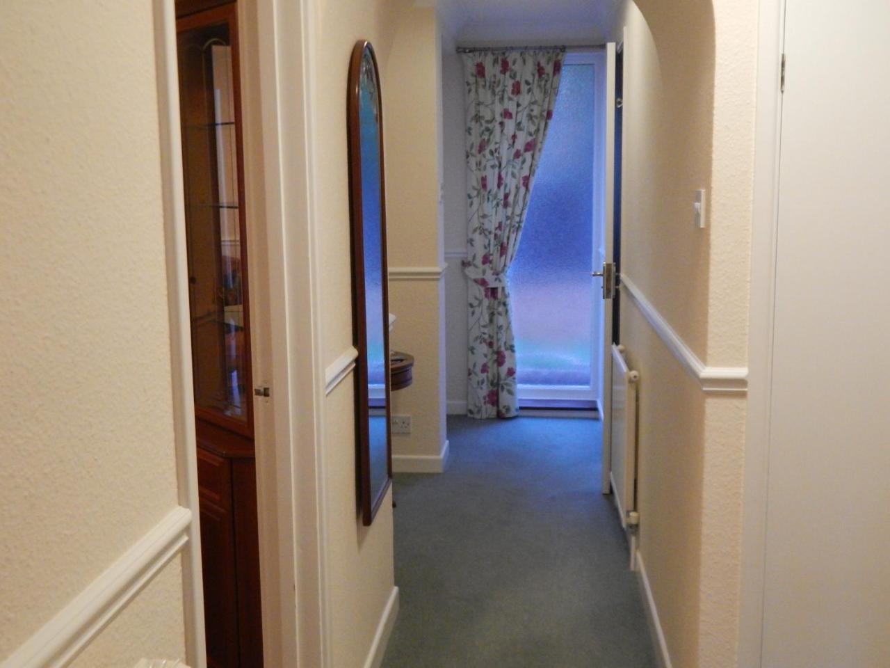 Spacious 3 Bdr House With Parking-Families-Corporate Groups By Orbitat Accommodations Cambridge Buitenkant foto